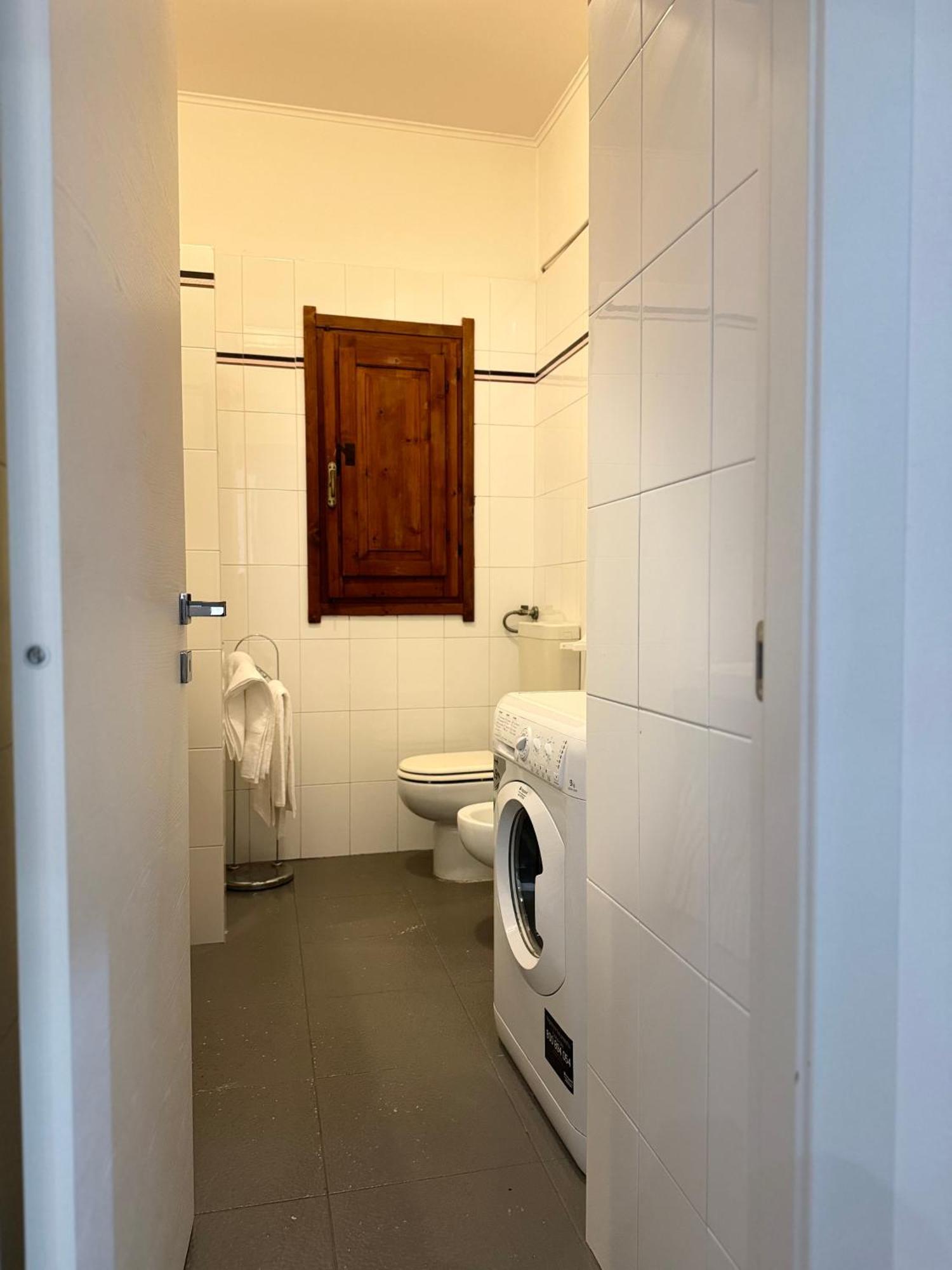 Fl Apartments Nel Corso Cagliari Kültér fotó